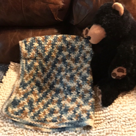 Crocheted baby blanket - Picture 3 of 4